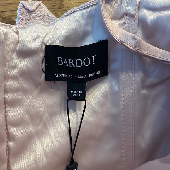 NWT Bardot Light Pink Lace Sheath Dress Size 8 - Picture 6 of 9